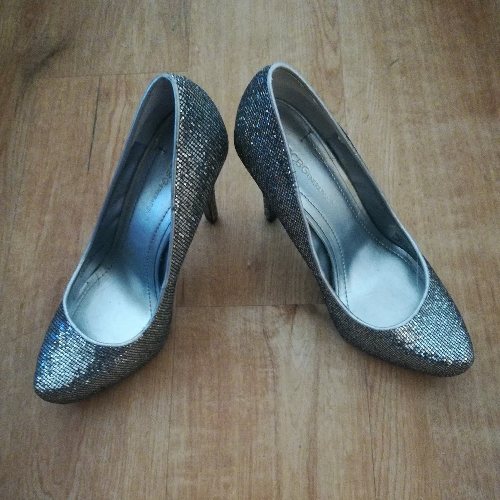 💙Beautiful sparkly bcbg platform heels - Picture 5 of 8
